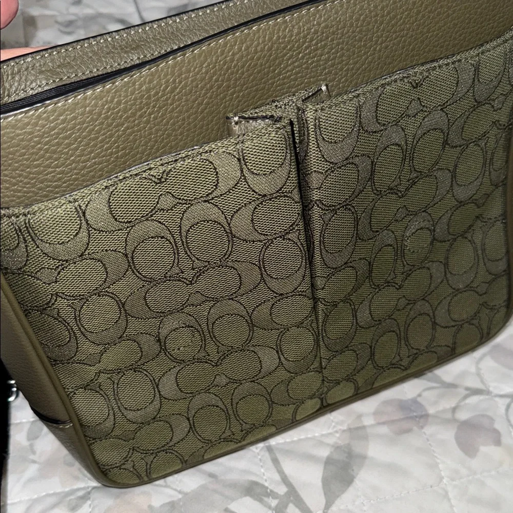 Nice Coach Sprint Pebbled Leather & signature jacquard Messenger Bag